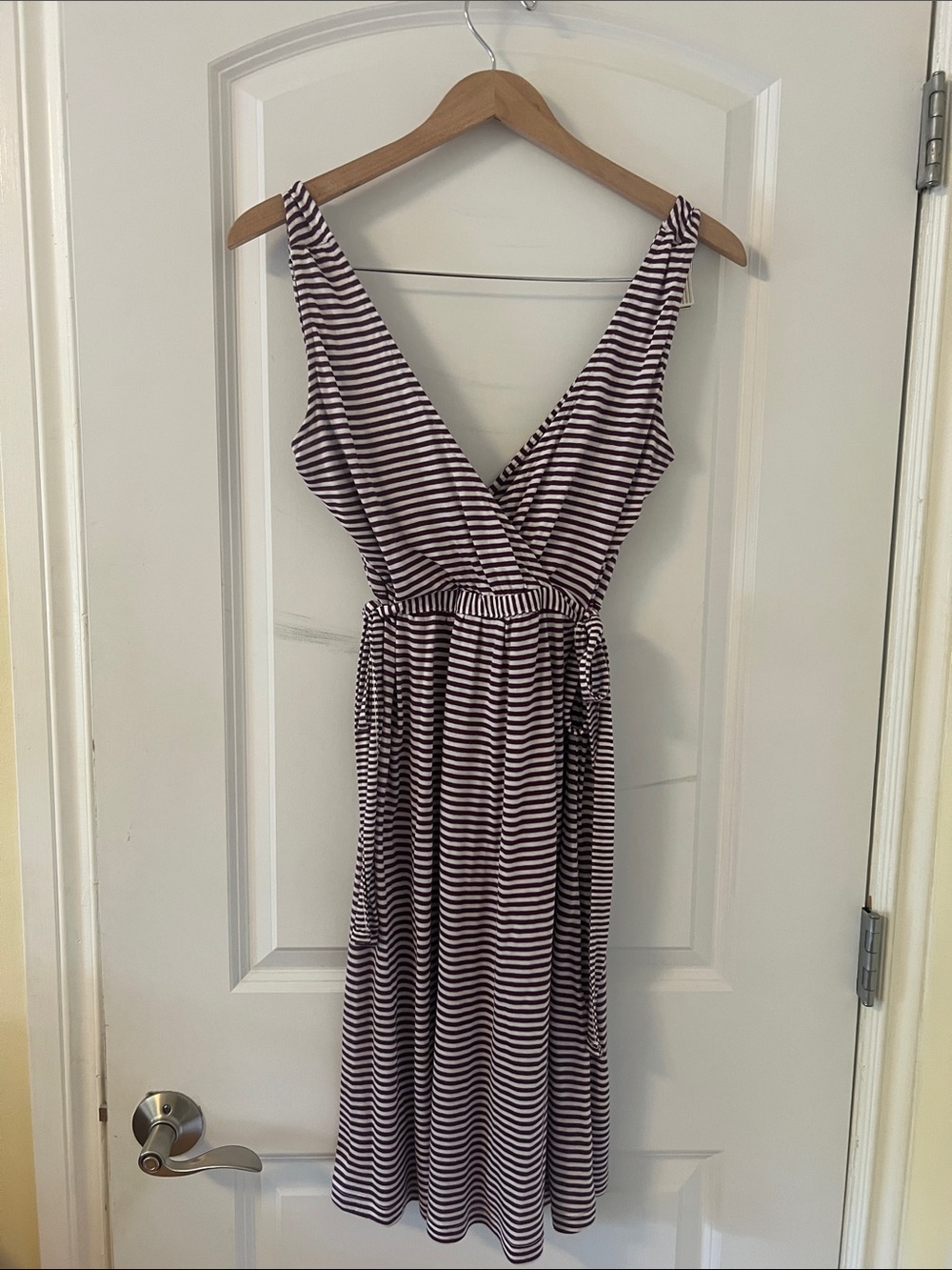 Striped V-Neck Sleeveless Midi Dress in Burgundy and White